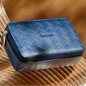 Delta One Missoni Amenity Kit